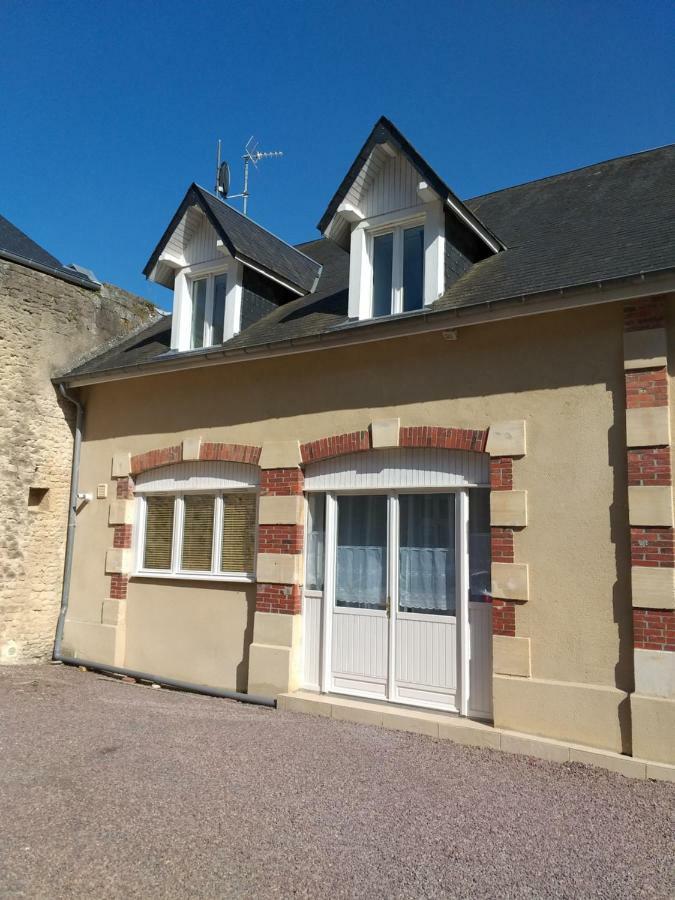 La Maison Des Jeanne Bayeux Exteriér fotografie